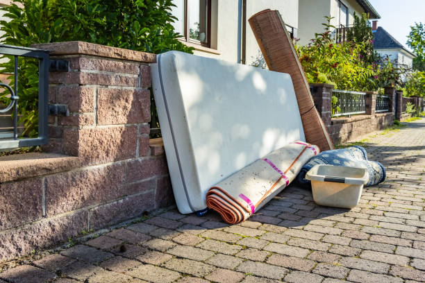 Best Yard Waste Removal  in Wallace, NC